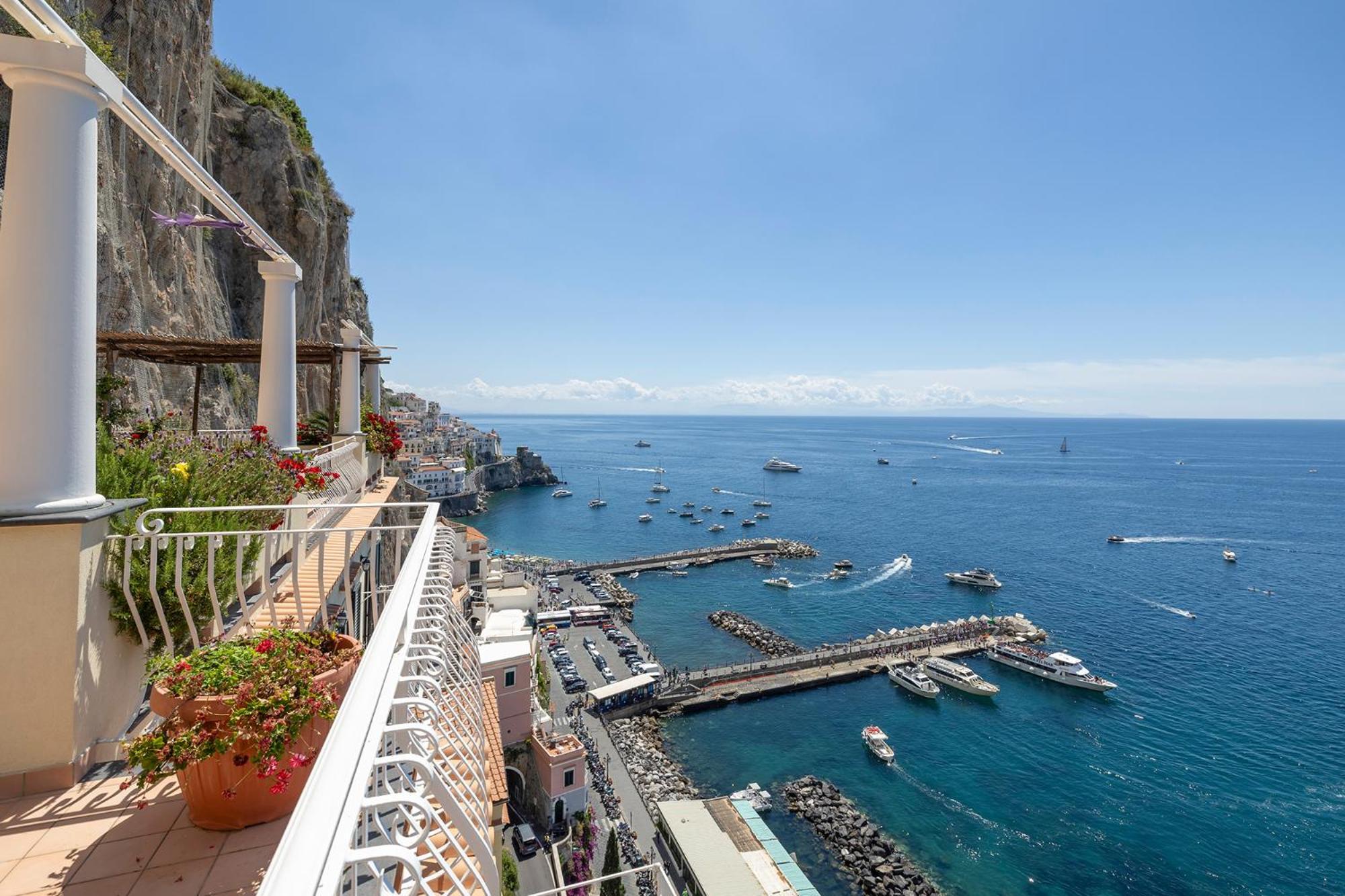Apartments Amalfi Design Sea View Accessible By 250 Steps Exterior foto