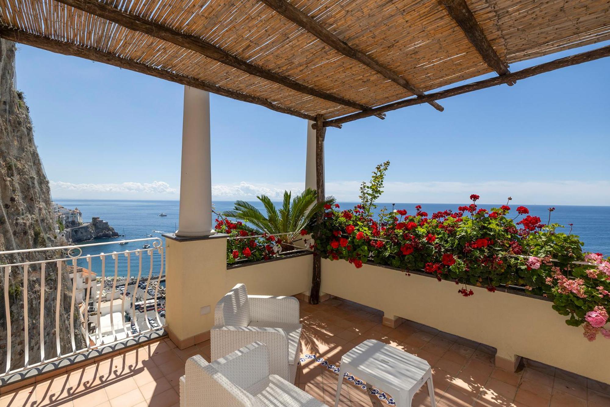 Apartments Amalfi Design Sea View Accessible By 250 Steps Exterior foto