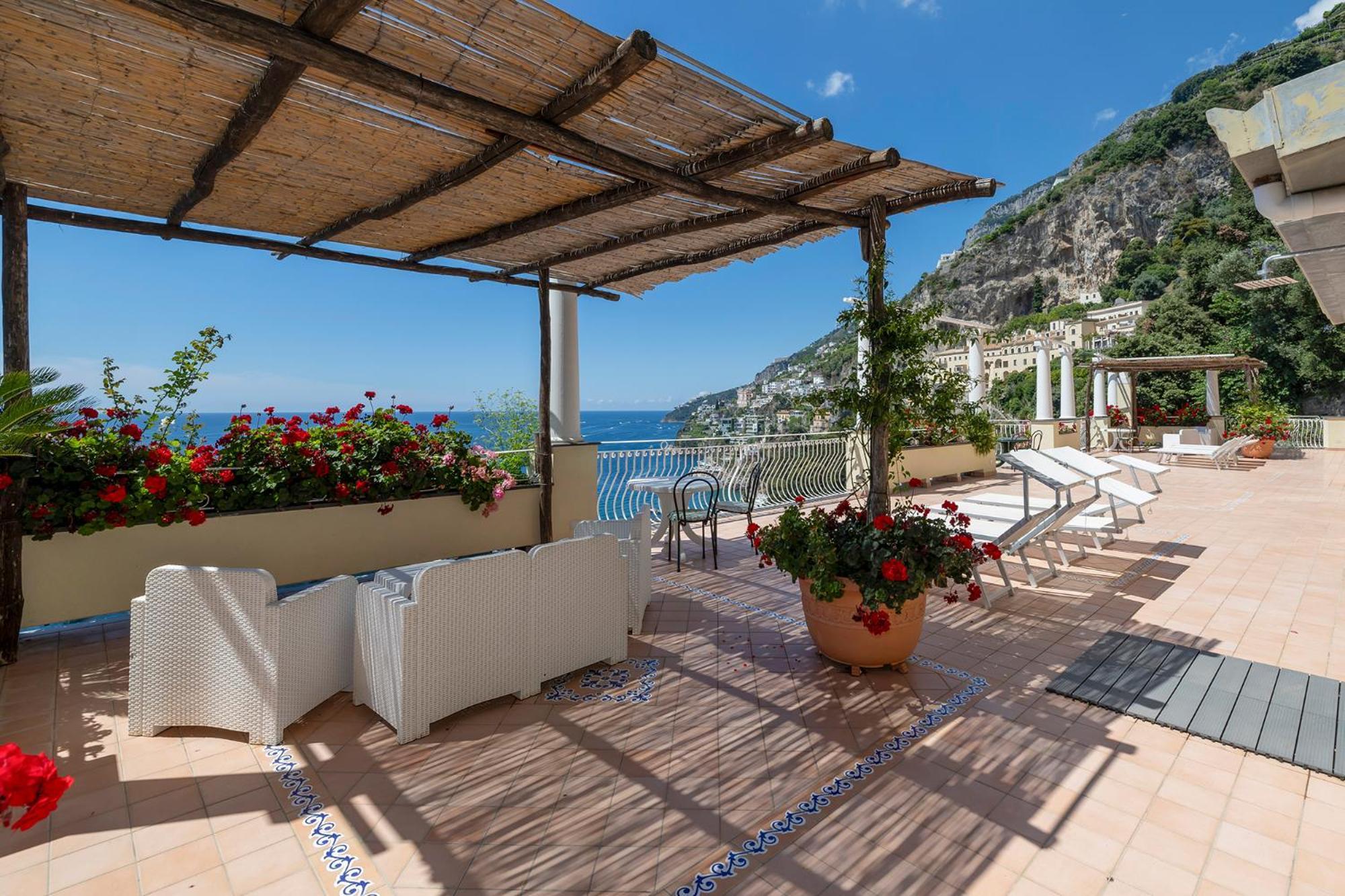 Apartments Amalfi Design Sea View Accessible By 250 Steps Exterior foto